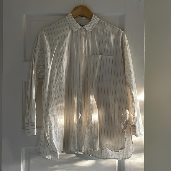 Madewell Signature Poplin Oversized Shirt in Stripe - Picture 6 of 9